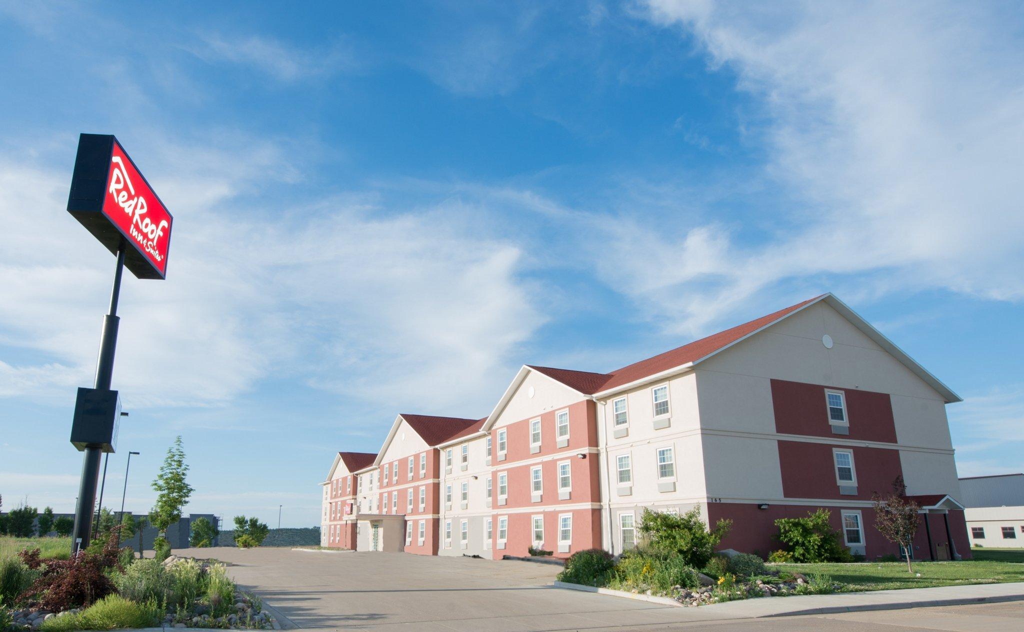 Red Roof Inn & Suites Дикинсон Экстерьер фото