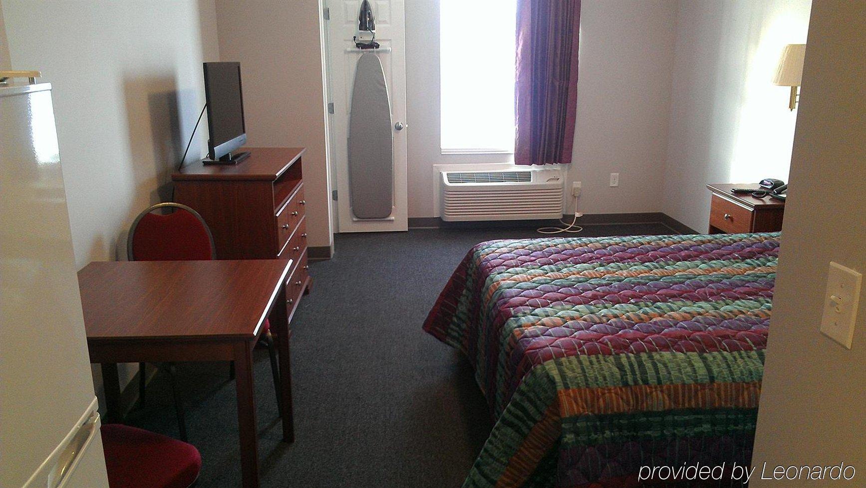Red Roof Inn & Suites Дикинсон Номер фото